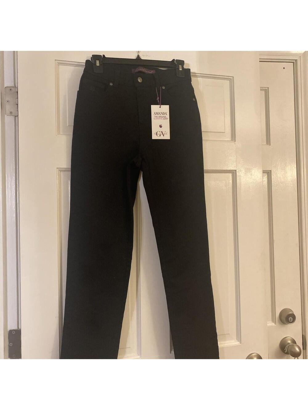 Gloria Vanderbilt Amanda Slimming Jean Tapered Leg Heritage Fit Size 4 New
